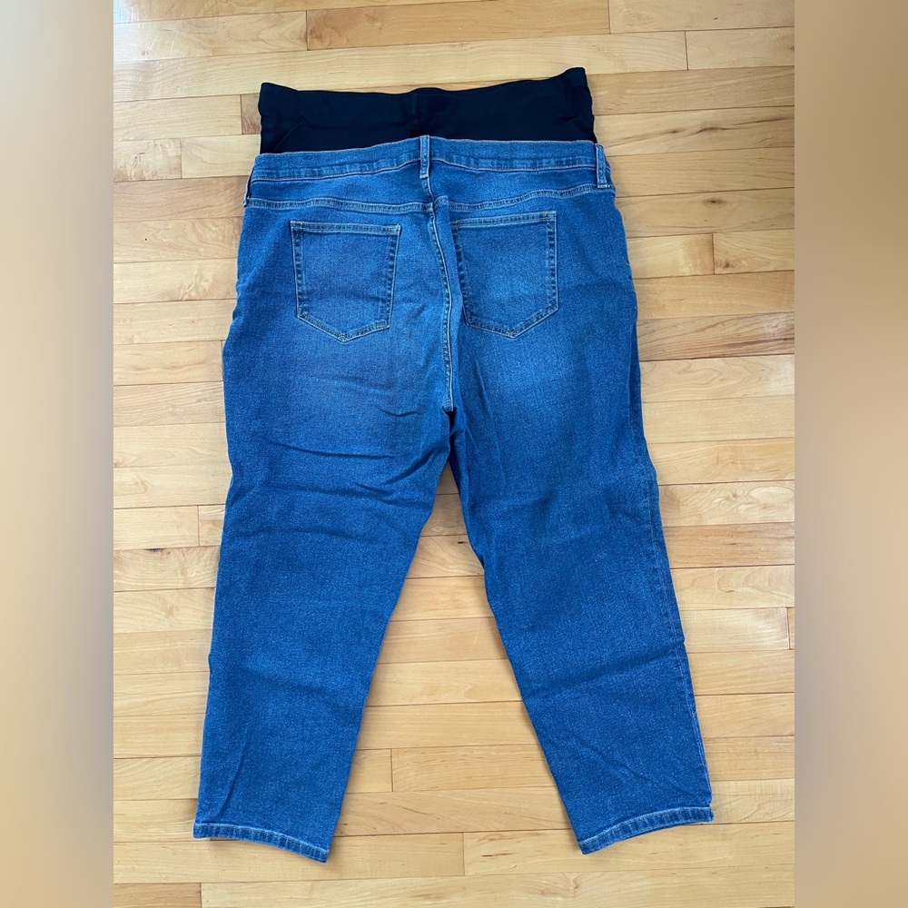 gap maternity jeans - Picture 3 of 4